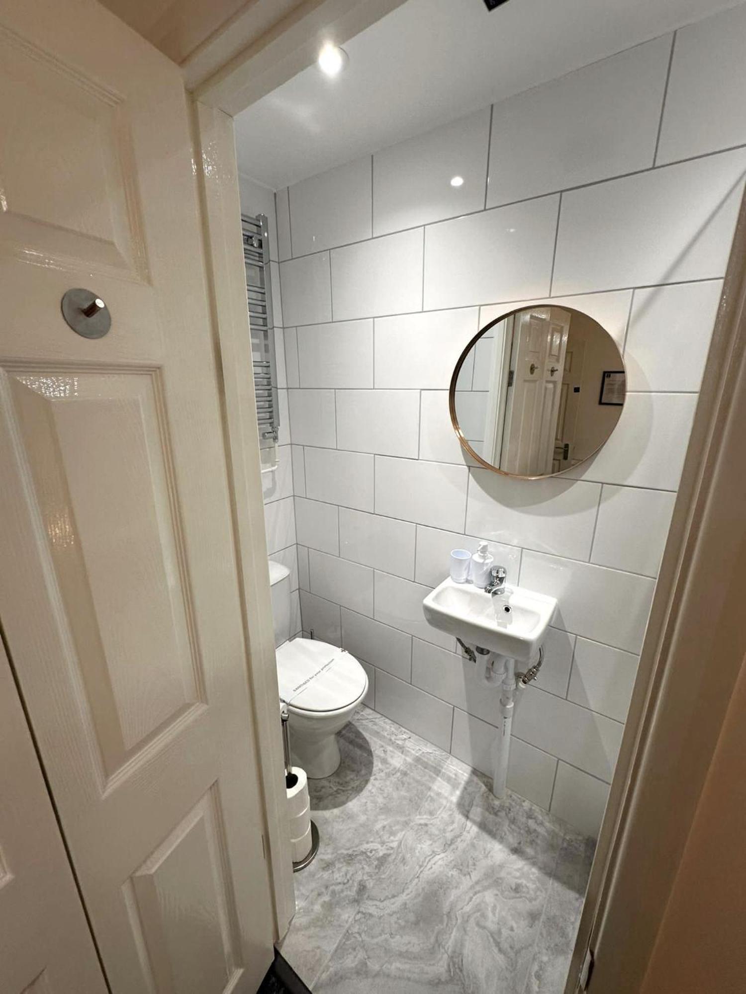 Newmarket Road Studios And Suites By Tas Accommodations Cambridge  Bagian luar foto